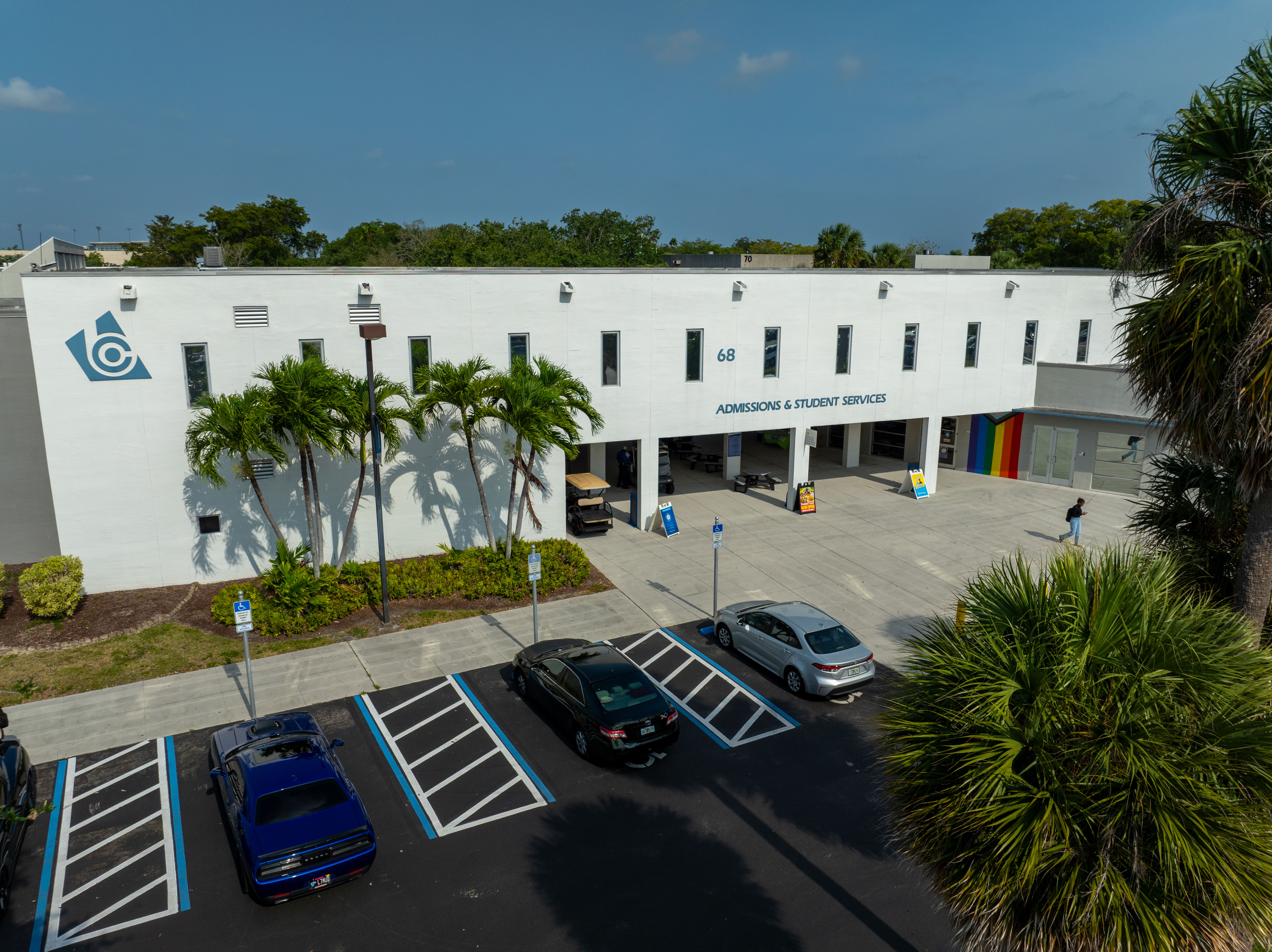 Image of the south campus building 68